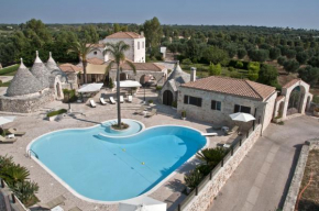  Luxury Villa Masseria Beneficio  Чельє-Меззапика